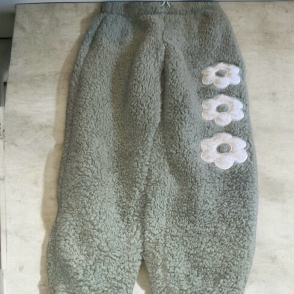 Crave Fame Plush jogger